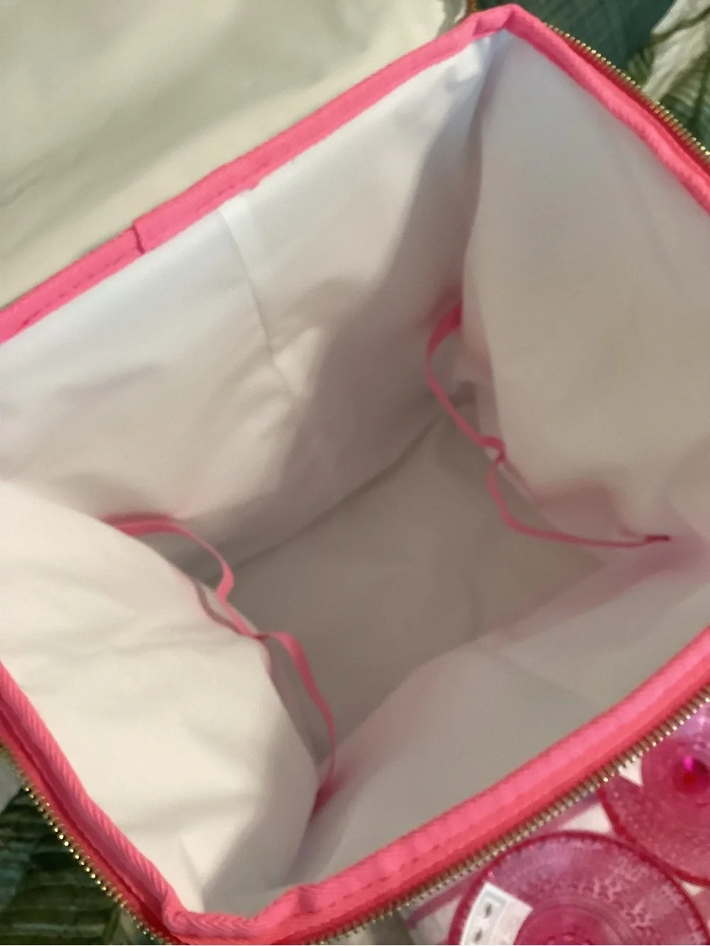 Lilly Pulitzer Hot Pink Coastal Floral Cooler Tote with Pink Glasses